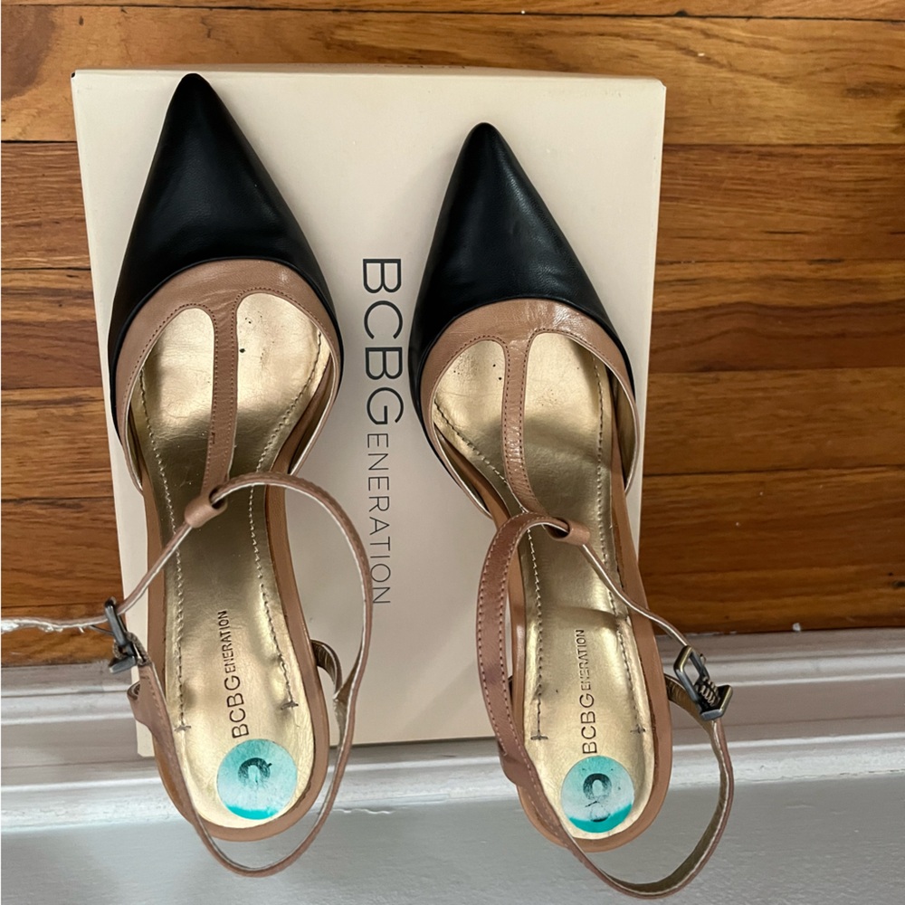 BCBGeneration Black and Tan Women's Shoes